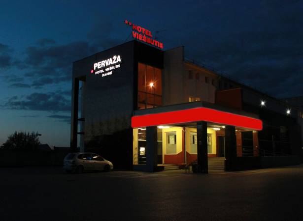 Šventinės kainos viešbutyje Pervaža
