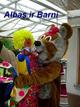 Klounas Albas ir meškutis Barni